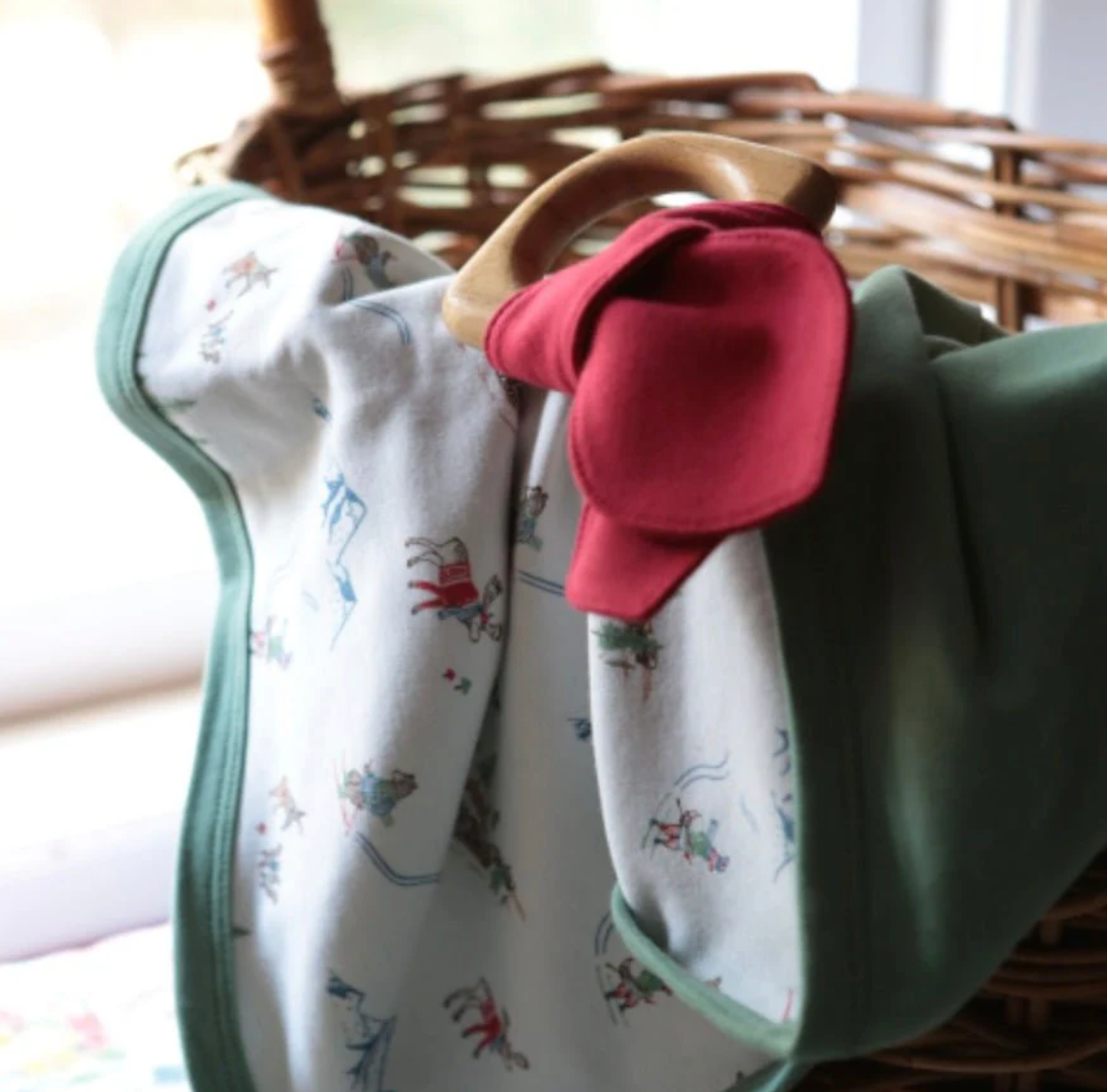 Finn + Emma Baby teething ears | Basil Green — view 3