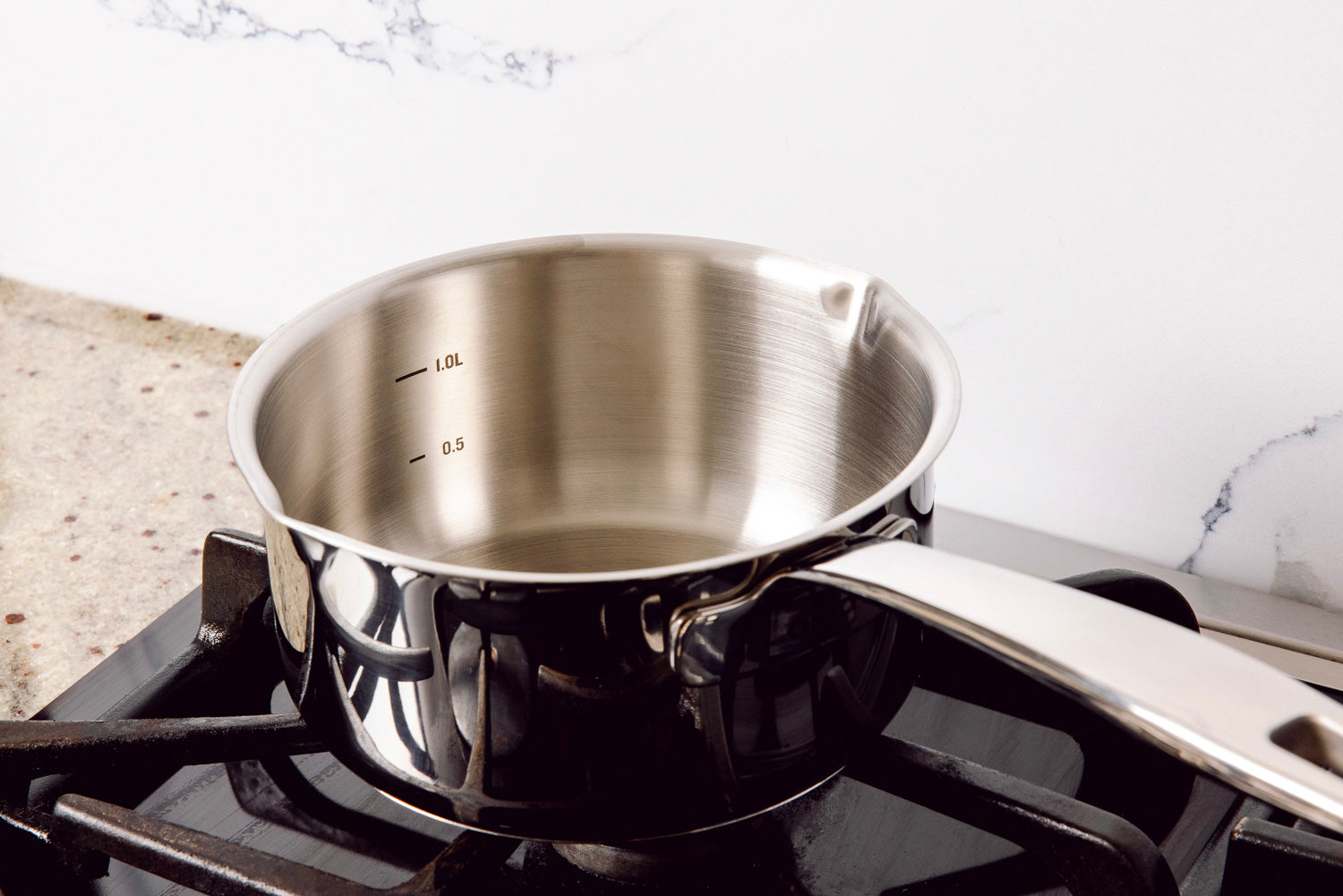 Alva Maestro Stainless Saucepan with Lid