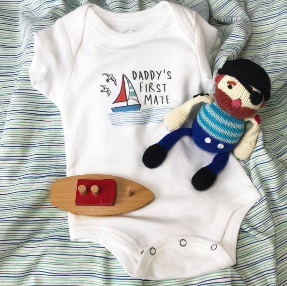 Finn + Emma Rattle buddy | jack the sailor — view 4