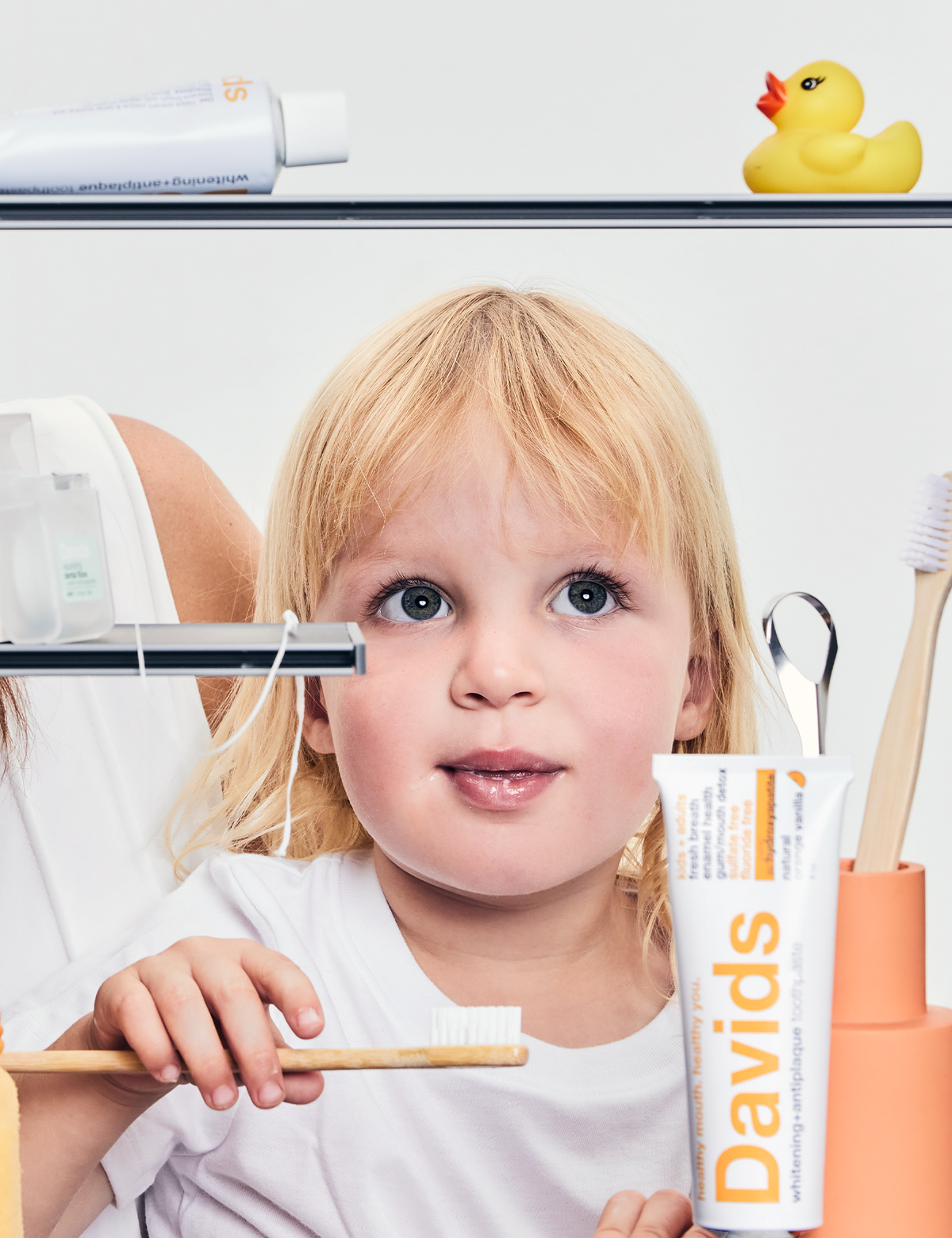 Davids Natural Toothpaste Davids kids + adults nano-hydroxyapatite premium toothpaste  /  orange vanilla — view 5